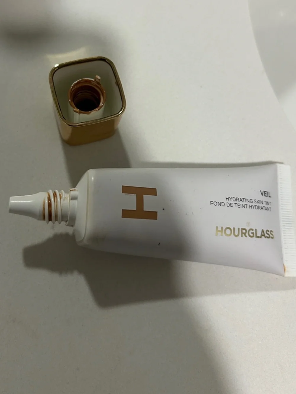 Hourglass Veil Hydrating Skin Tint — No. 9 - USED